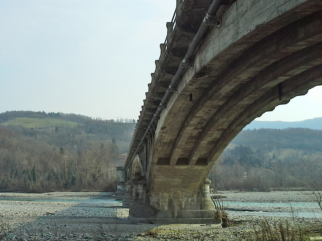 Ponte sul Trebbia